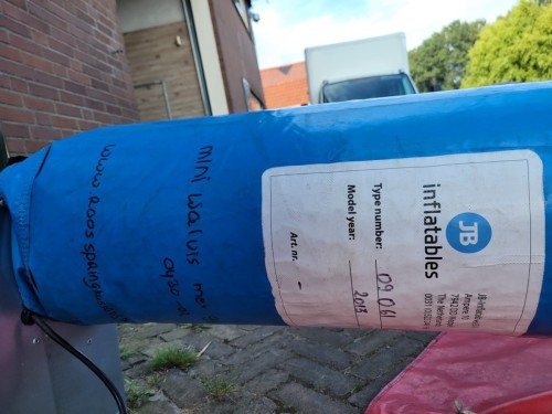 Springkussen Mini walvis met slide